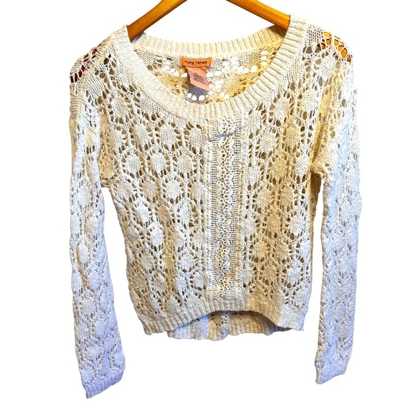 Flying Tomato Crocheted Long Sleeve Wide Neck White sweater Size M - Picture 1 of 5